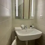 卡普契尼酒店 公寓式酒店 3*
