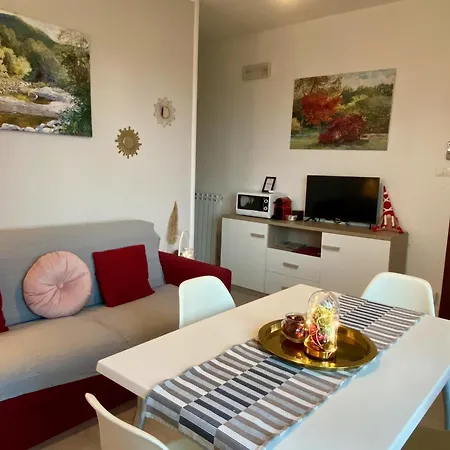 Residenza Cappuccini 3* 페스키에라델가르다